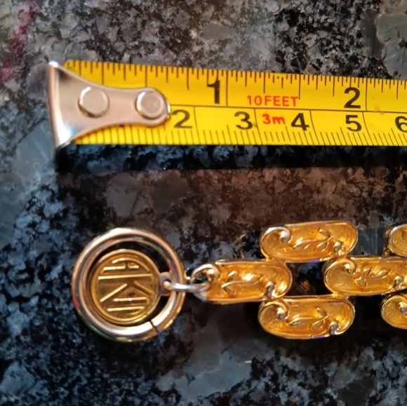 Vintage Anne Klein Gold-Tone Bracelet 8 Inches Toggle Closure - Beautiful! - Picture 6 of 7